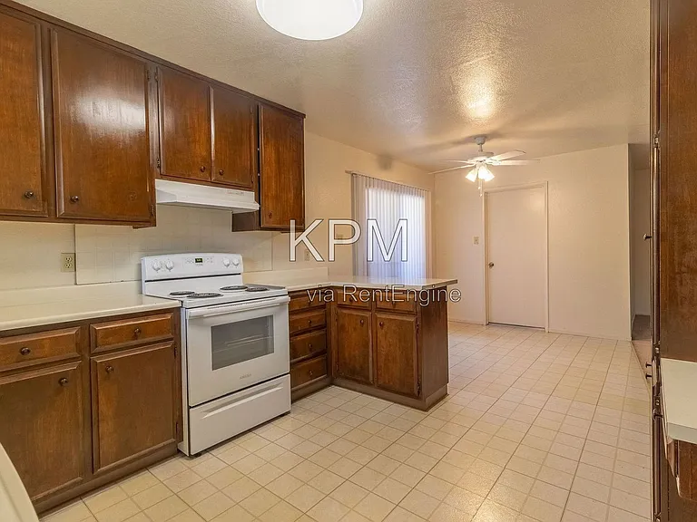 3525 Mill Springs Dr — Photo 15