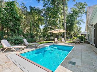23 Middle Island St, Beaufort, SC 29907