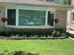 1220 Elliott St, Park Ridge, IL 60068