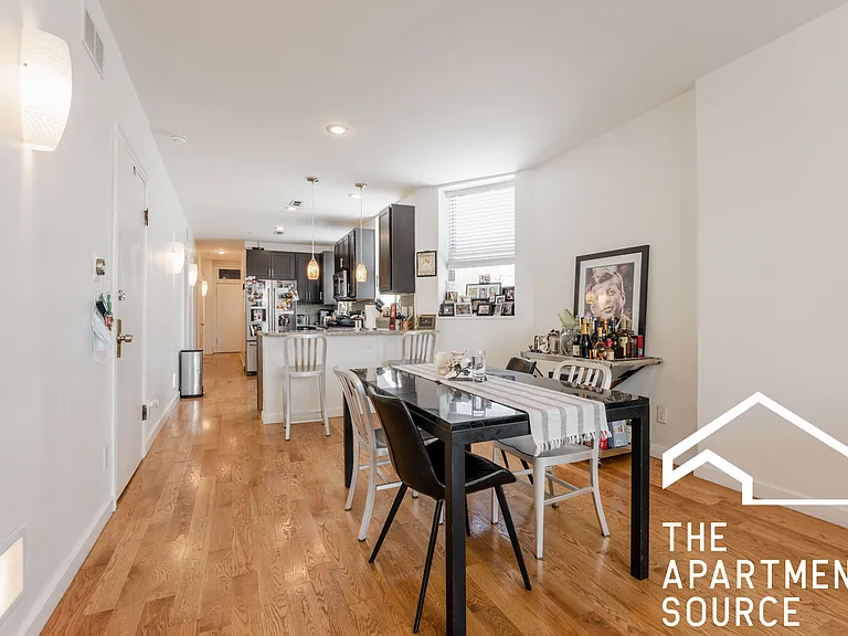 1806 W Grand Ave #2E — Photo 7