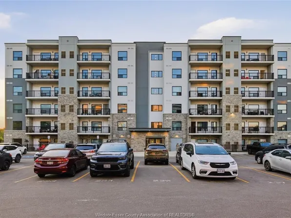 3340 Stella Cres #223, Windsor, ON N8T 3R8