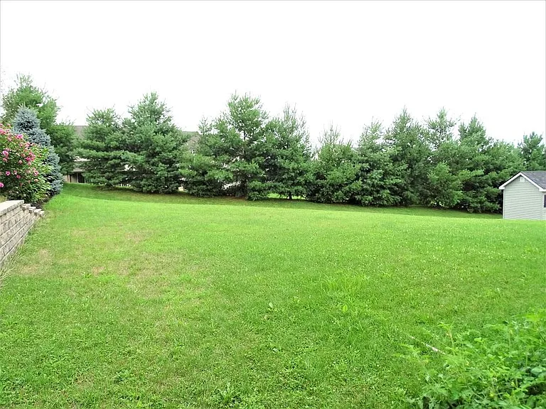 641 Hamaker Rd — Photo 22