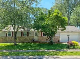 2231 Klug Dr, Fort Wayne, IN 46818