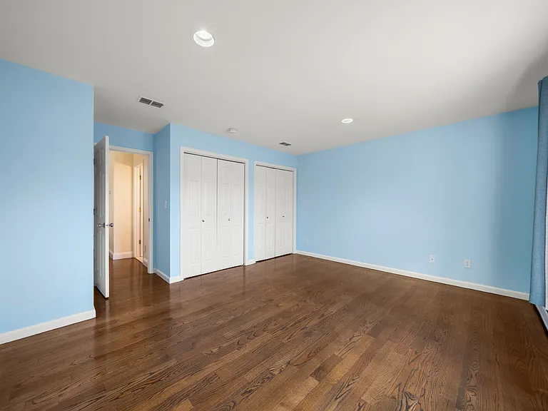 403 Dogwood Ct #403 — Photo 15