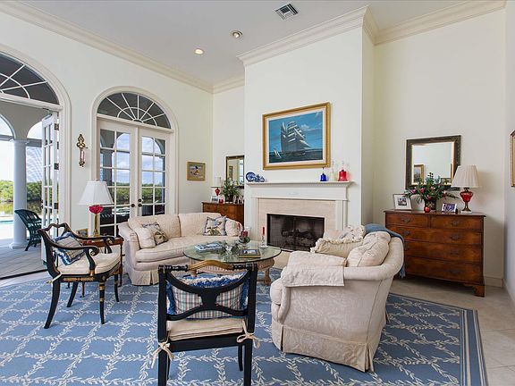 5th image of 539 White Pelican Cir