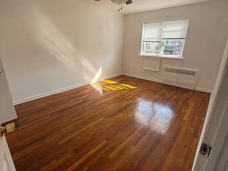 2078 E 56th St #3 — Photo 7
