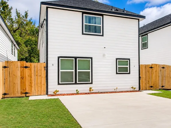 7412 Pond St #B, Houston, TX 77028