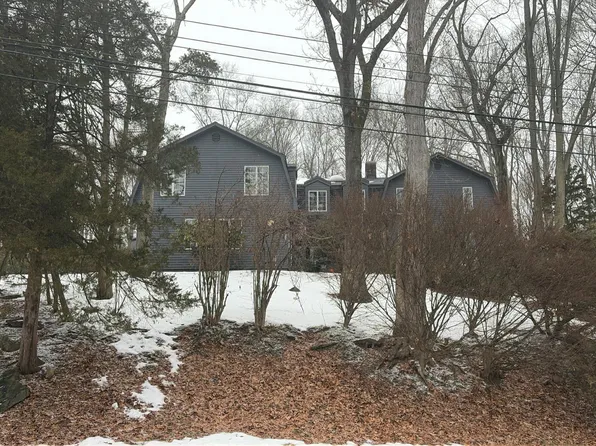 250 Tanglewood Rd, Stratford, CT 06614