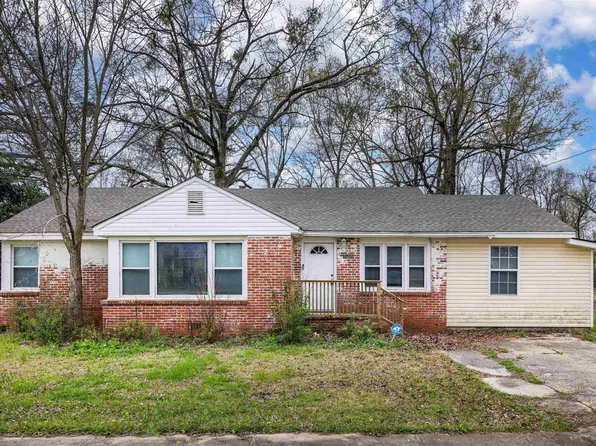 1435 19th Ave, Calera, AL 35040
