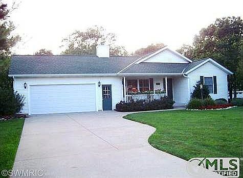 2nd image of 3518 Whiteside Ln