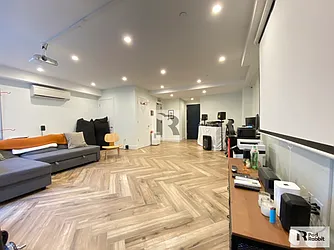 Rented by PadRabbit LLC