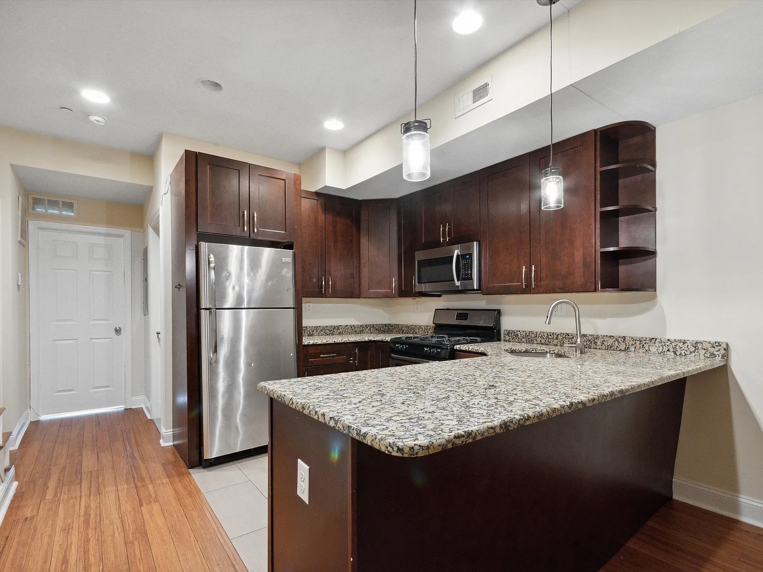 1928 N Gratz St Unit B — Photo 4