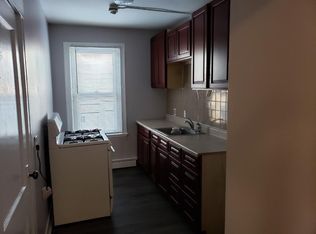 621 Central Ave, Pawtucket, RI 02861