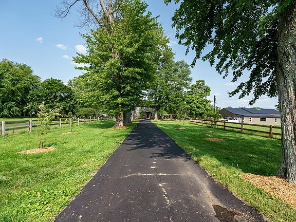 3rd image of 6500 Olive Branch Rd