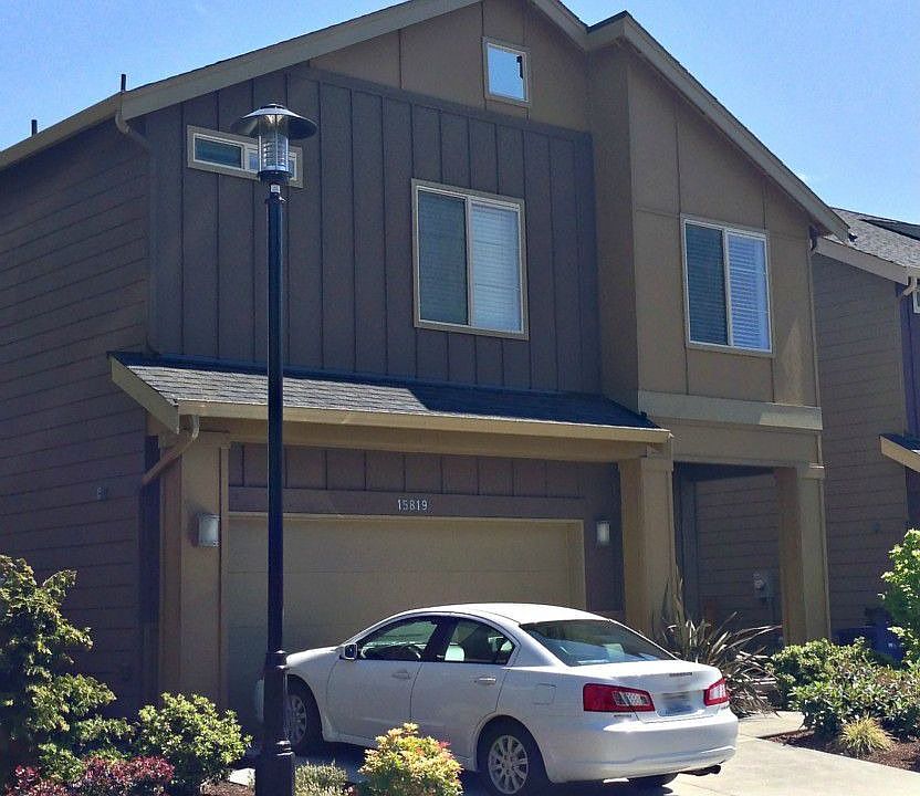 1st image of 15819 13th Ave W