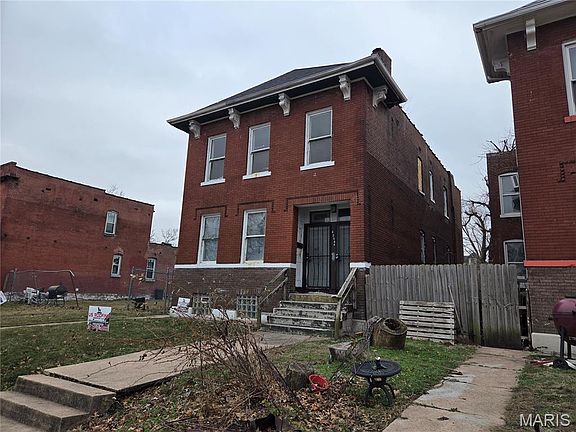 2nd image of 4254 E Saint Louis Ave