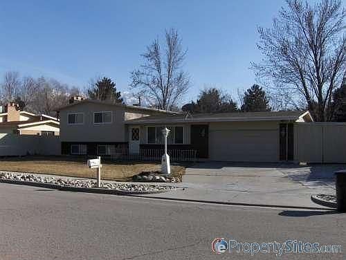 1st image of 1164 E Matthew Ave