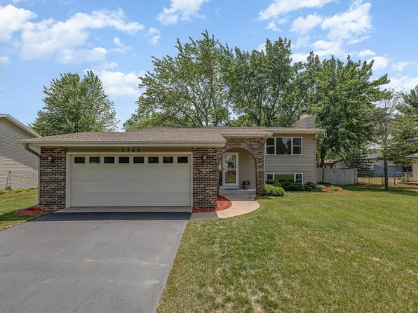 1326 Norwood Ln, Anoka, MN 55303