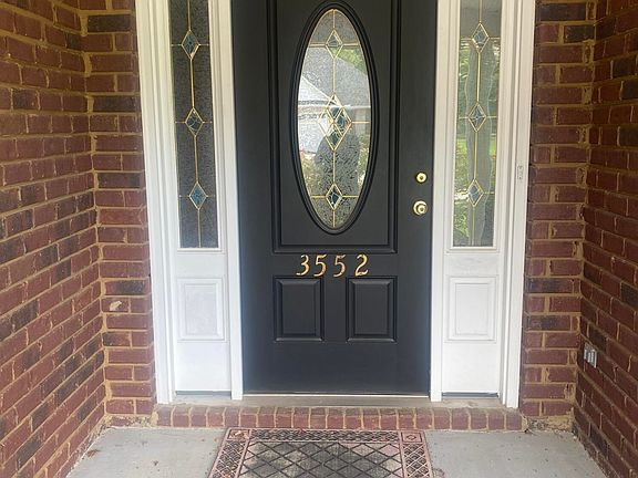 2nd image of 3552 Landmark Dr