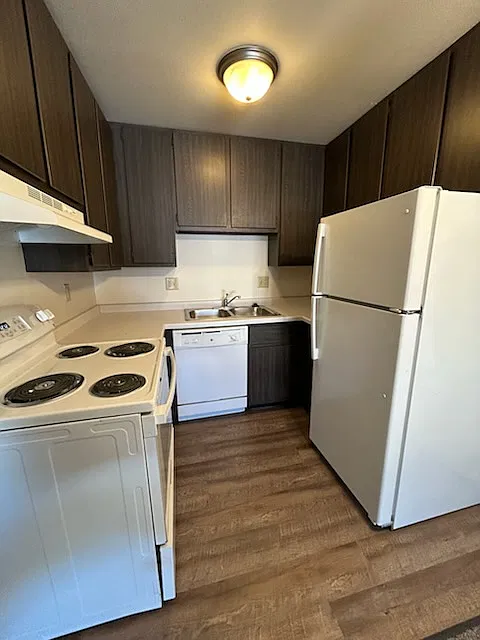 211 North St #300