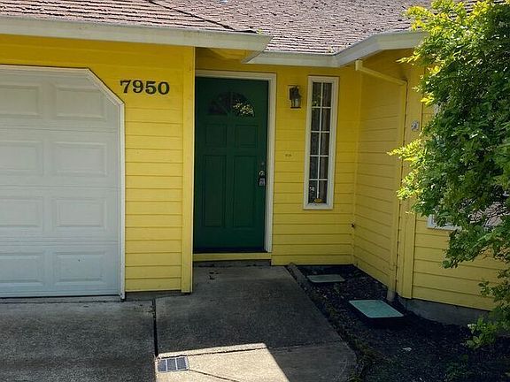 3rd image of 7950 SW 135th Ave