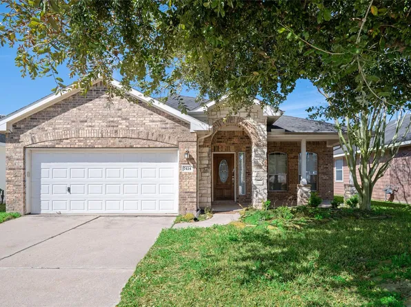 7414 Sabinal Creek Dr, Richmond, TX 77407