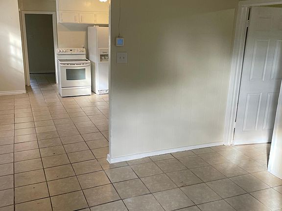 3rd image of 1020 N 12th St