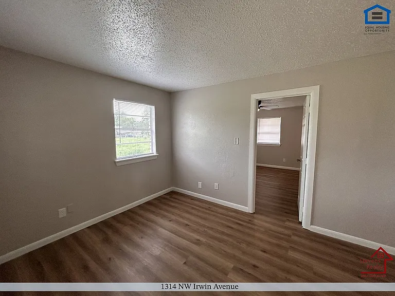 Bella Vista — Photo 34