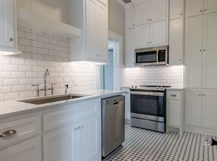 359 N Washington Ave #101-202-20, Fayetteville, AR 72701