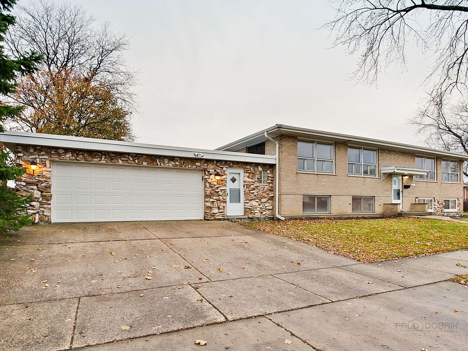 1st image of 7615 Churchill Ave