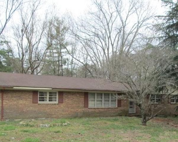 1st image of 701 Pinehurst St