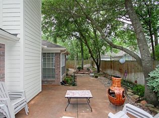 7 Cottage Grove Pl, Spring, TX 77381