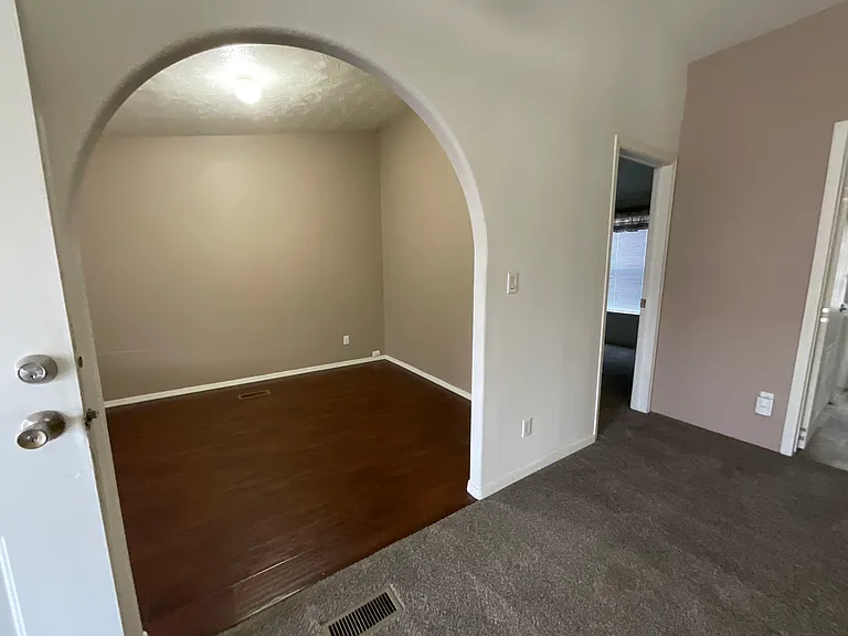 1497 Colina Dr — Photo 6