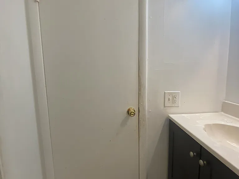 1212 Liberte Ct — Photo 7