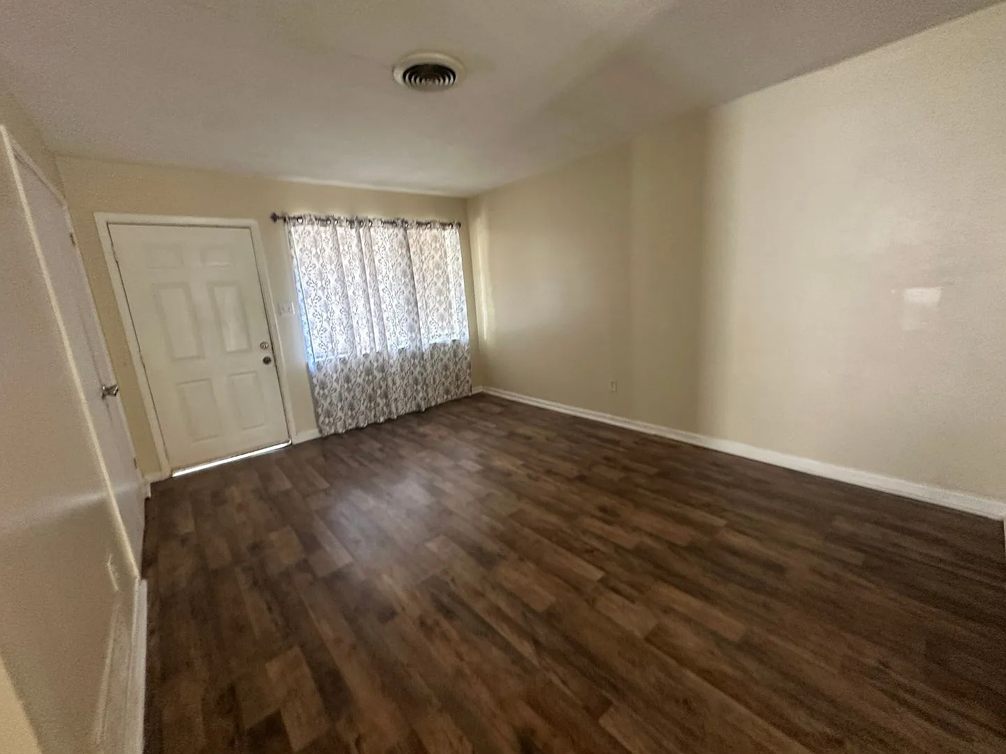 3 bedroom two bath in Copperas Cove — Photo 3