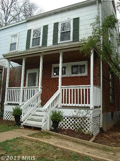 1st image of 2225 Sweetbriar Dr