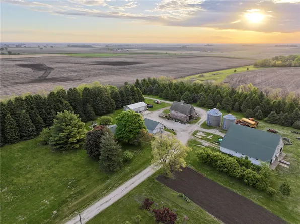 1740 Utopia Ave, Panora, IA 50216