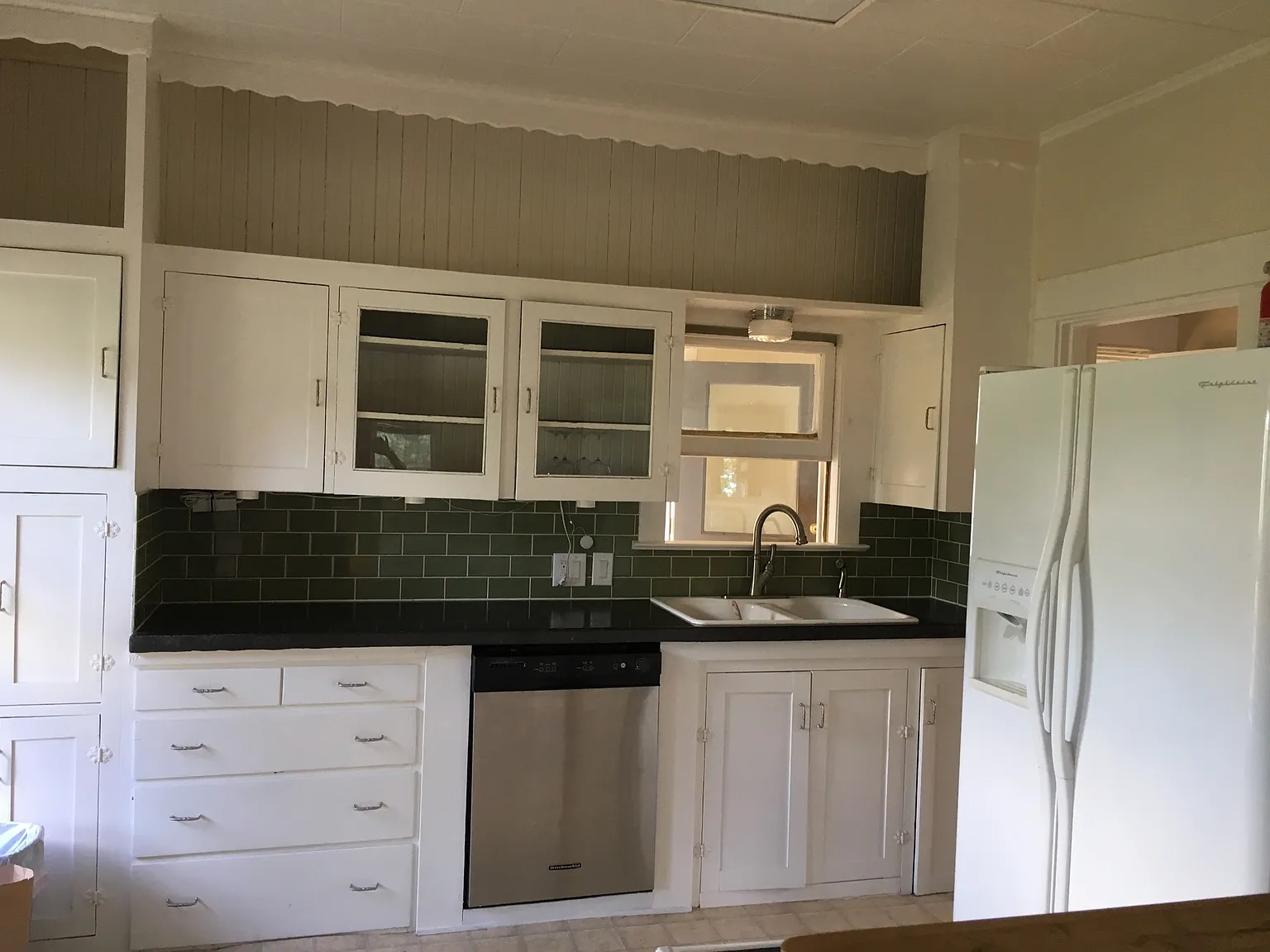 4 bed, 1783 sqft, $2,200 — Photo 2