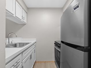 Clifton Park & Clifton House, Cleveland, OH 44102