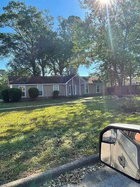 4 bed, 2000 sqft, $1,775 — Photo 1