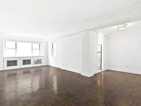 3rd image of 301 E 66th St APT 6M