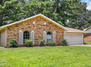 437 Highwood Dr, Jackson, MS 39209
