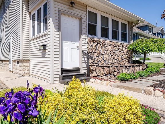 3rd image of 515 Howard Ave