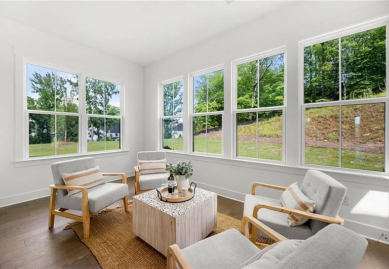 2815 Medford Dr — Photo 15