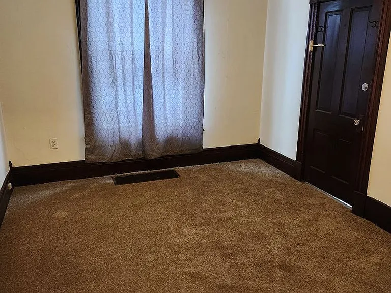 104 Boardman St — Photo 3