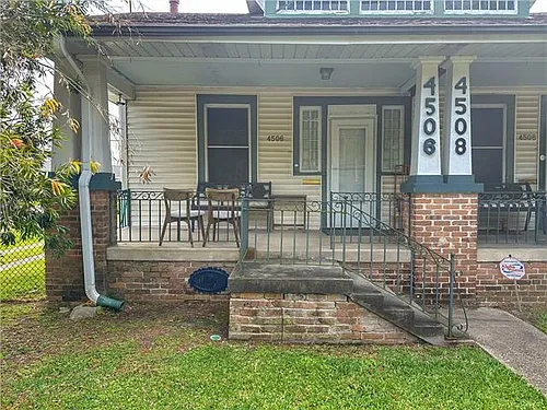 4506 Banks St Photo 1