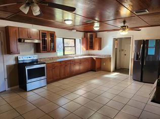 15950 SE 255th Ave, Umatilla, FL 32784