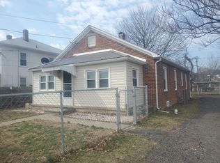 1506 S Greenlawn Ave, Covington, VA 24426