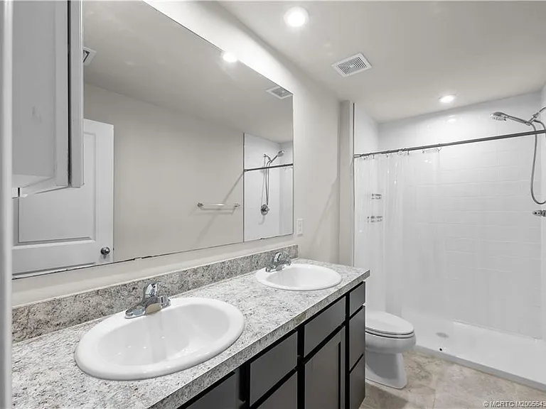 359 Clementine Rd — Photo 11