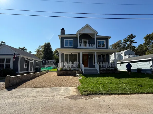 (undisclosed Address), Hampton, NH 03842